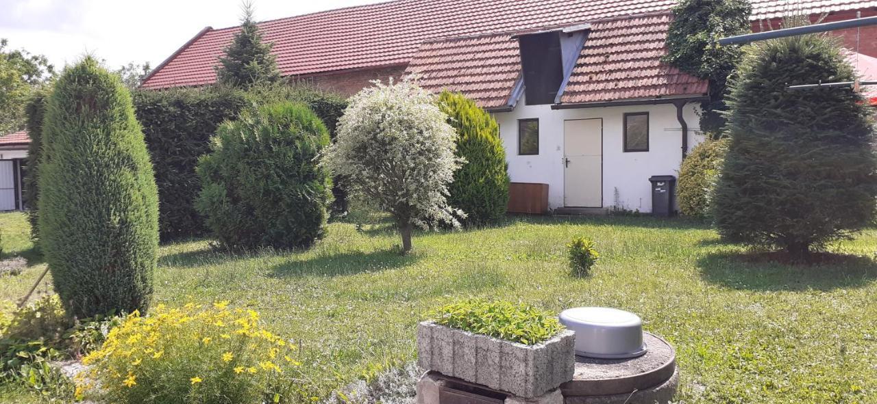 Farma Macas Villa Lazne Bohdanec Exterior photo